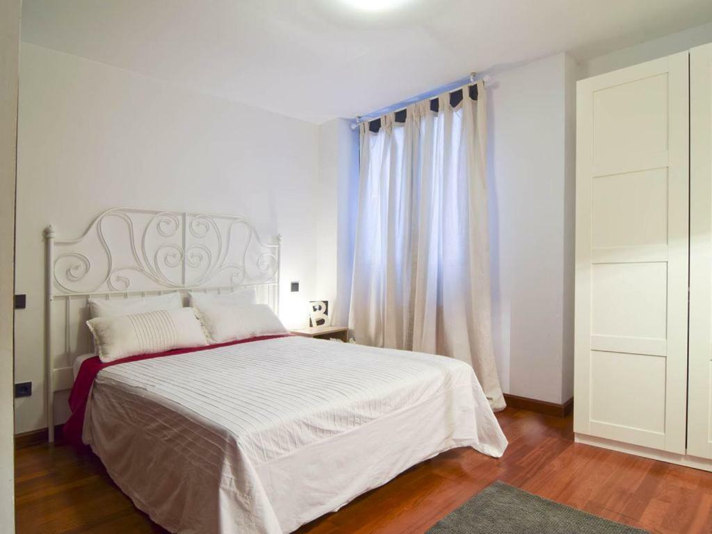 Delagua Apartments Rastro-Parking Gratuito マドリード エクステリア 写真